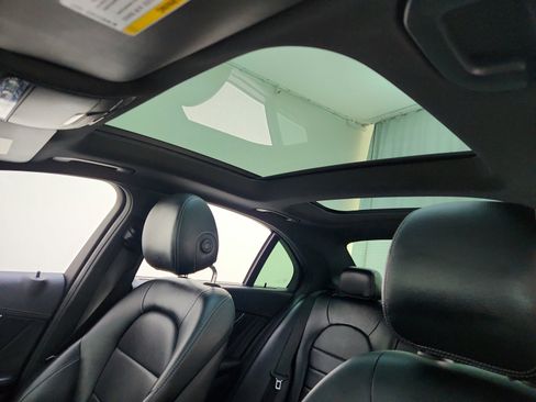 Used 2015 Mercedes-Benz C 300 4MATIC Sedan image 18