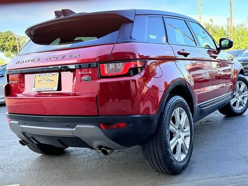 Used 2017 Land Rover Range Rover Evoque SE AWD/4WD image 15