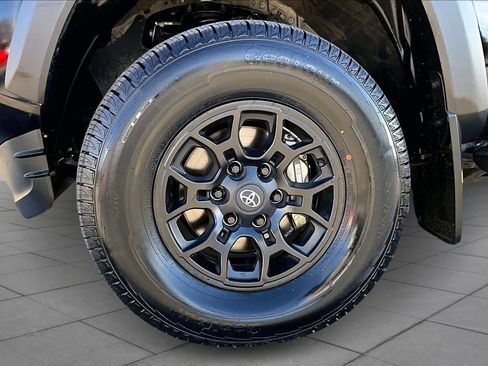 Used 2023 Toyota Tacoma SR5 w/ SX Package image 10