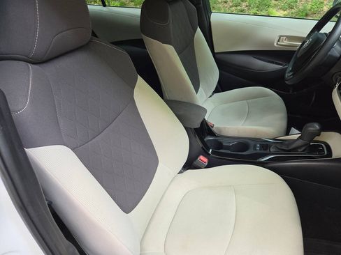 Used 2022 Toyota Corolla LE FWD image 10