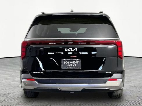 New 2026 Kia Carnival SX FWD image 5