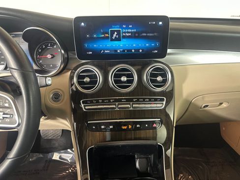 Certified 2022 Mercedes-Benz GLC 300 GLC 300 image 30