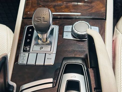 Used 2013 Mercedes-Benz SL 550 image 21