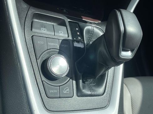Used 2023 Toyota RAV4 Limited AWD/4WD image 19