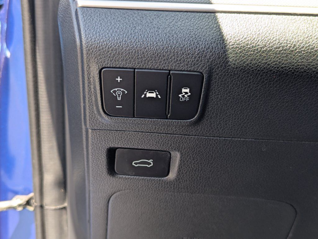 Used 2021 Kia K5 GT-Line FWD image 23
