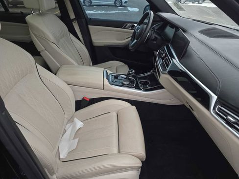 Used 2020 BMW X5 M50i w/ Executive Package image 10