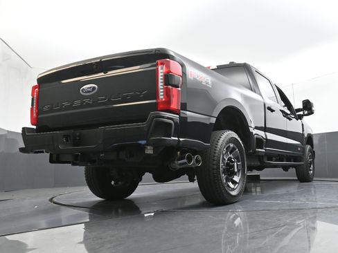 Used 2024 Ford F250 Lariat w/ Lariat Ultimate Package image 28