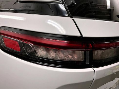 Used 2024 Jeep Grand Cherokee Limited image 25