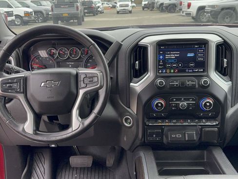 Used 2020 Chevrolet Silverado 1500 LT Trail Boss image 15