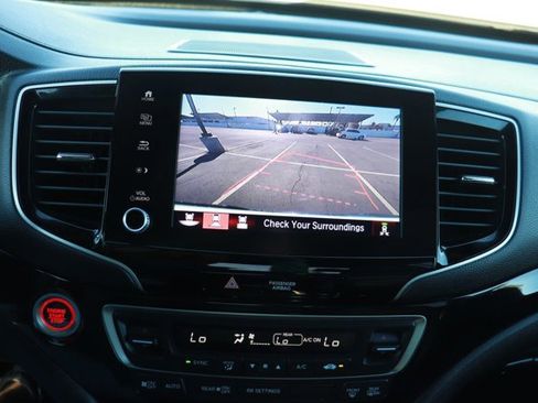 Certified 2023 Honda Ridgeline Black Edition image 33