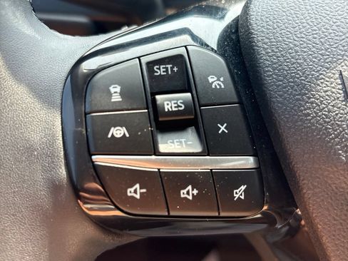 Used 2021 Ford Escape SE w/ SE Sport Appearance Package FWD image 24