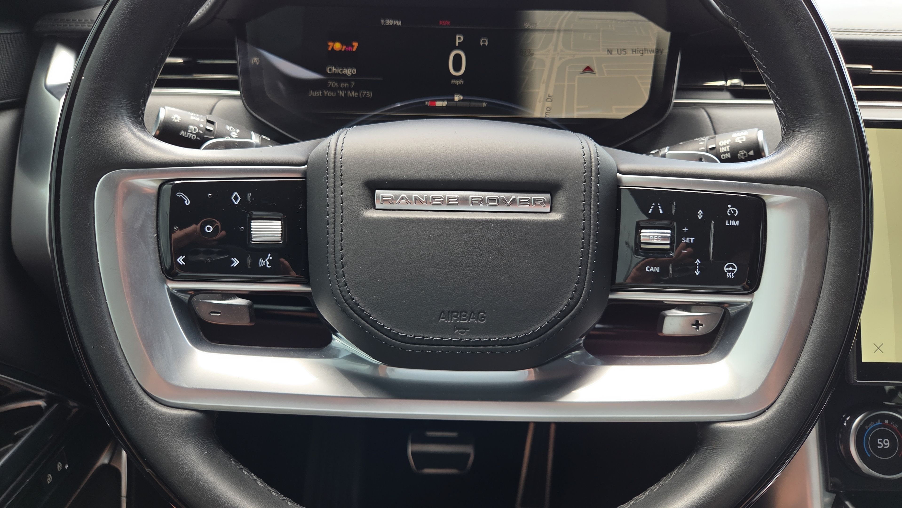 Used 2023 Land Rover Range Rover Long Wheelbase SE AWD/4WD image 31