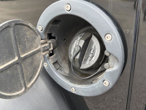 Used 2017 Jeep Wrangler Unlimited Sport w/ Quick Order Package 24S image 29