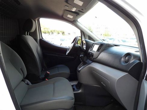 Used 2021 Nissan NV200 S image 12