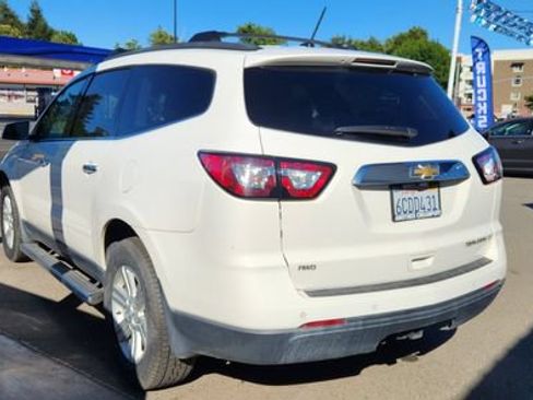Used 2013 Chevrolet Traverse LT w/ LPO, 'HIT The Road' Package AWD/4WD image 5
