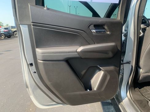 Used 2024 Chevrolet Colorado LT w/ LT Convenience Package III AWD/4WD image 35