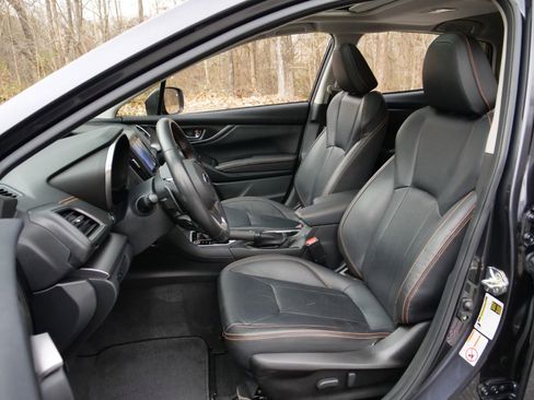 Used 2019 Subaru Crosstrek 2.0i Limited w/ Moonroof Package w/Navigation image 3