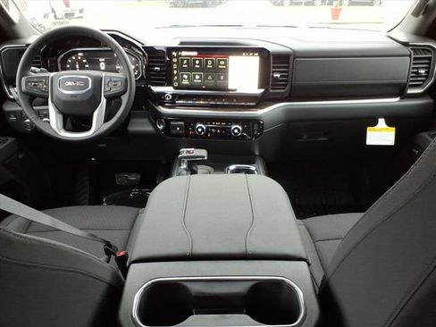 New 2026 GMC Sierra 1500 Elevation image 19