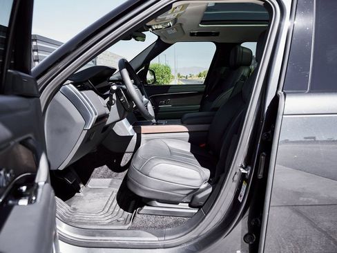 Used 2024 Land Rover Range Rover SE image 29