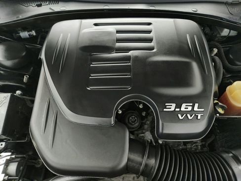 Used 2021 Chrysler 300 S image 37