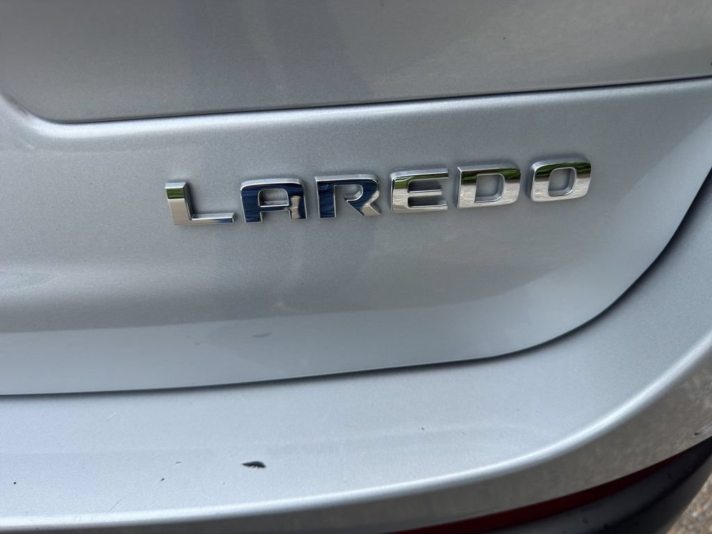 Used 2023 Jeep Grand Cherokee L Laredo w/ Luxury Tech Group I RWD image 8