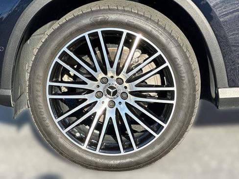 Certified 2024 Mercedes-Benz GLC 300 4MATIC image 12