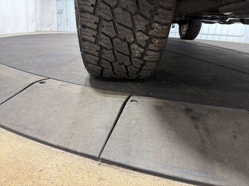 Used 2022 Chevrolet Silverado 1500 LTZ w/ LTZ Premium Package image 43