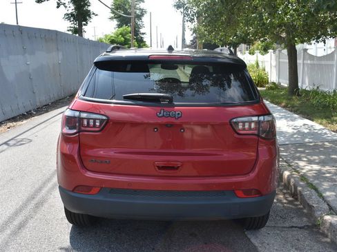 Used 2026 Jeep Compass Limited AWD/4WD image 6