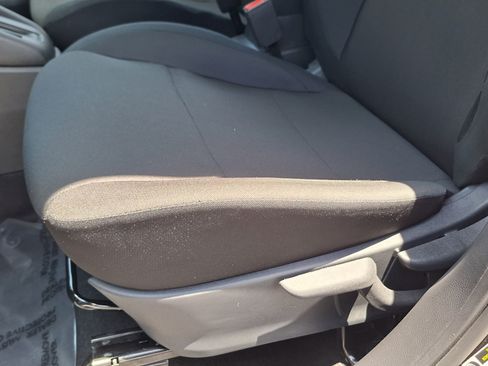 Used 2025 Nissan Kicks Play S FWD image 18
