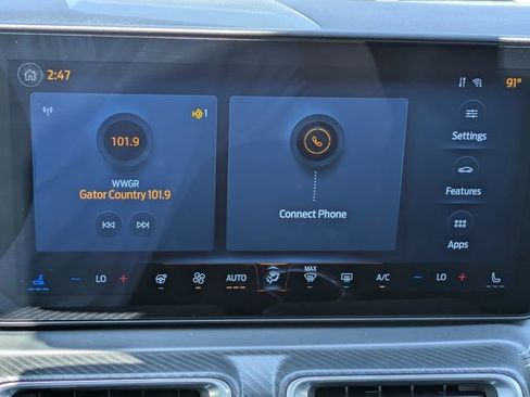 Used 2025 Ford Mustang Premium RWD image 16