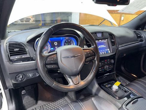 Used 2021 Chrysler 300 S RWD image 17