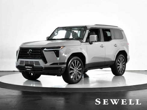 Certified 2026 Lexus GX 550 w/ Accessory Package (2T) AWD/4WD image 1