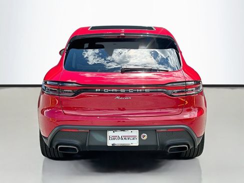 Certified 2026 Porsche Macan AWD/4WD image 10