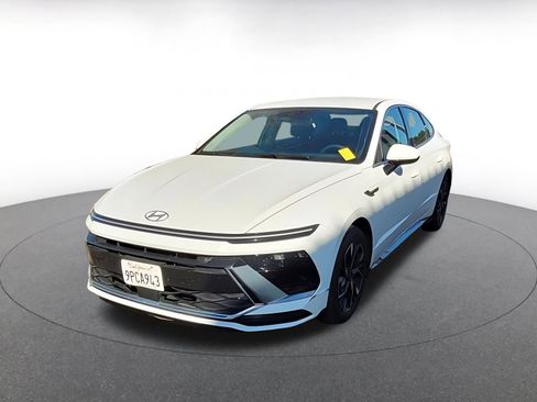 Used 2025 Hyundai Sonata SEL image 3