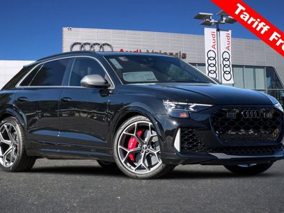 New 2025 Audi RS Q8 performance