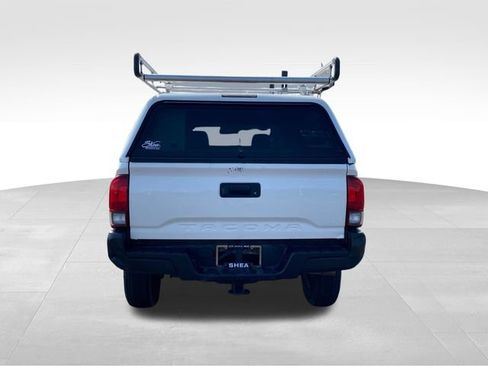 Used 2021 Toyota Tacoma SR RWD image 4