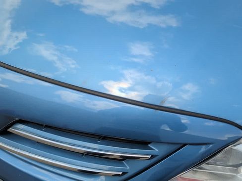 Used 2013 Toyota Corolla LE FWD image 7