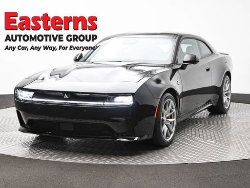 Used 2025 Dodge Charger R/T Scat Pack w/ Track Pack image 1