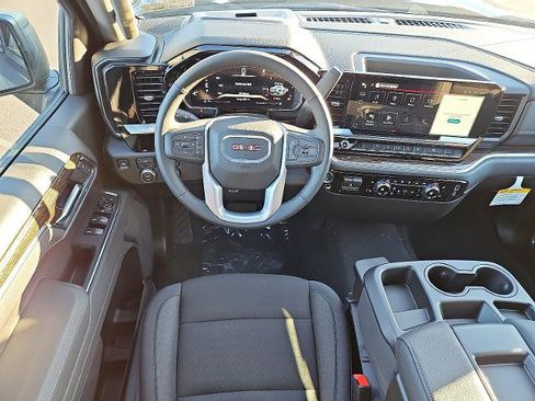 New 2026 GMC Sierra 1500 Elevation image 8