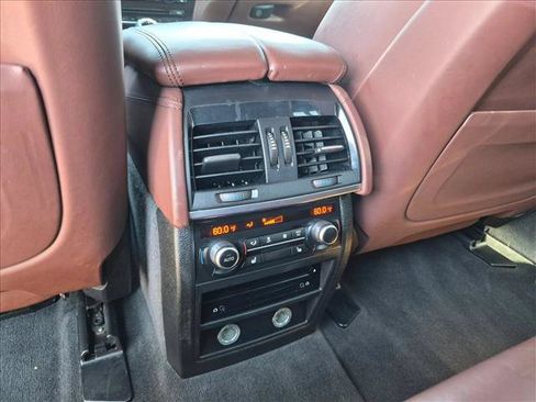 Used 2017 BMW X5 M AWD/4WD image 18