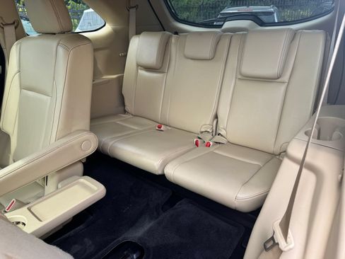 Used 2016 Toyota Highlander XLE AWD/4WD image 18