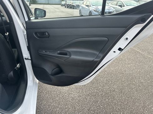 Used 2024 Nissan Versa S w/ Trunk Package image 14