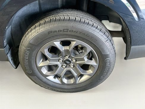 Used 2022 Ford Maverick XLT w/ XLT Luxury Package FWD image 11
