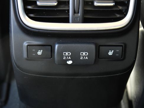 Used 2022 Subaru Outback Limited AWD/4WD image 35