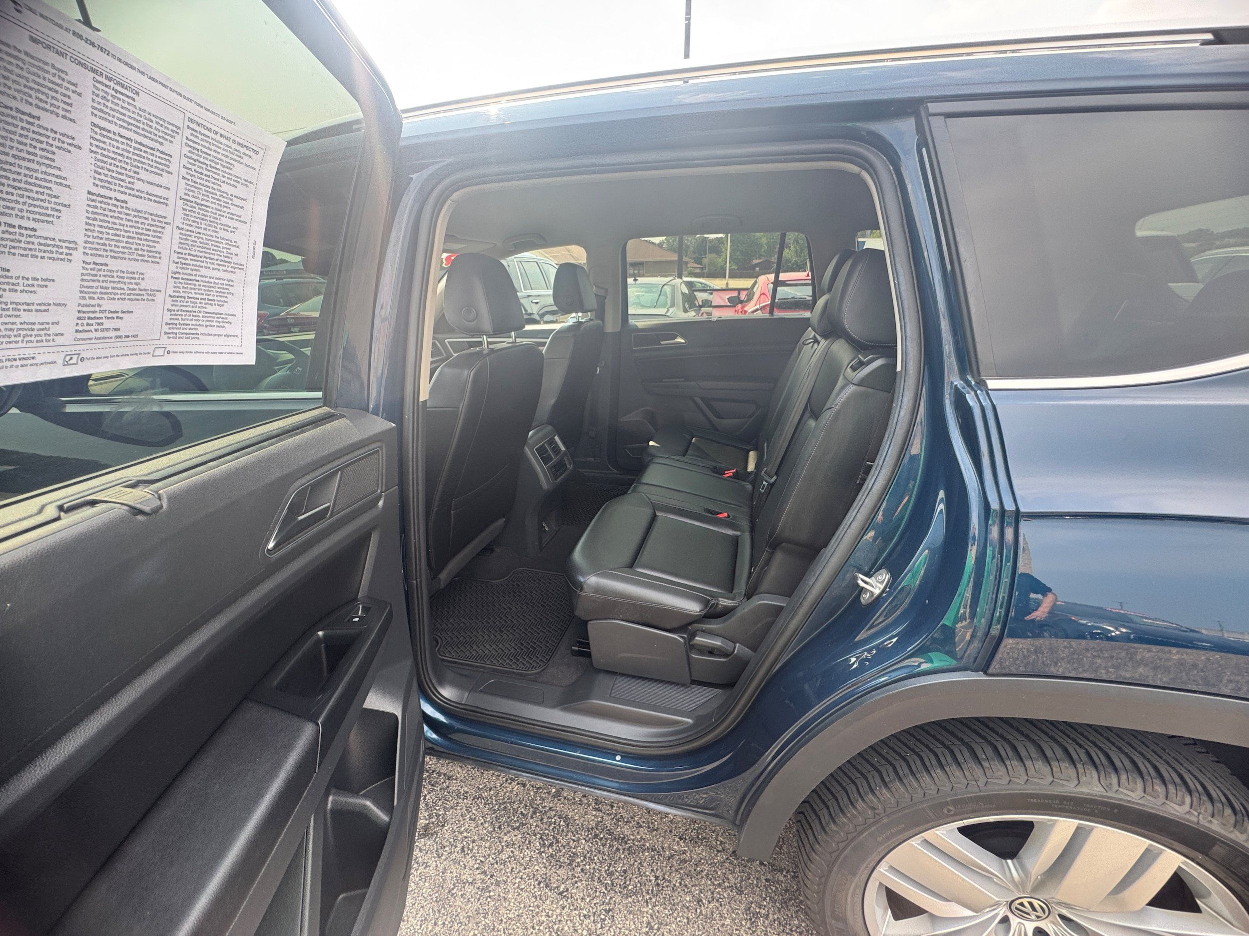 Used 2019 Volkswagen Atlas SE w/ Towing Package AWD/4WD image 2