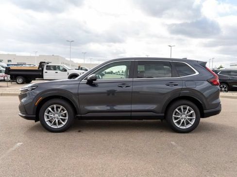 Used 2025 Honda CR-V EX image 4