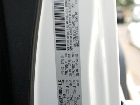 Used 2015 Jeep Wrangler Unlimited Rubicon w/ Connectivity Group AWD/4WD image 49