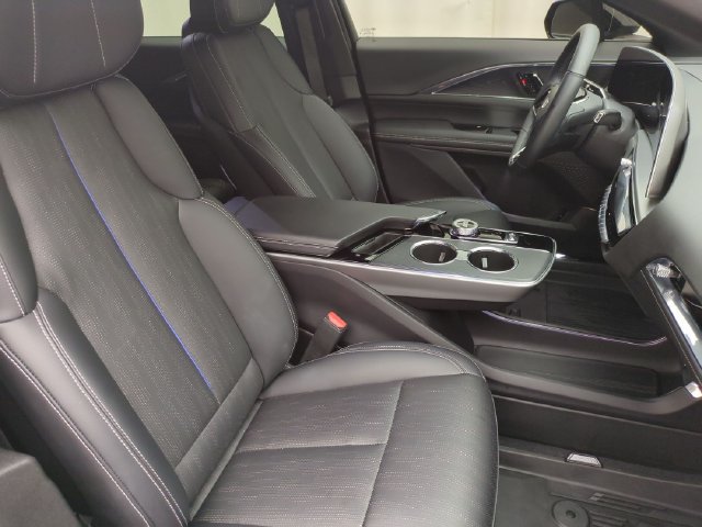 Used 2024 Cadillac Lyriq Sport w/ LPO, Floor Liner Package AWD/4WD image 25