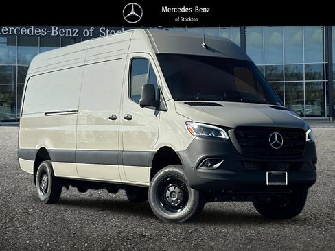 New 2026 Mercedes-Benz Sprinter 2500 image 1