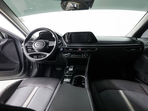 Used 2021 Hyundai Sonata SEL w/ Preferred Accessory Package image 16